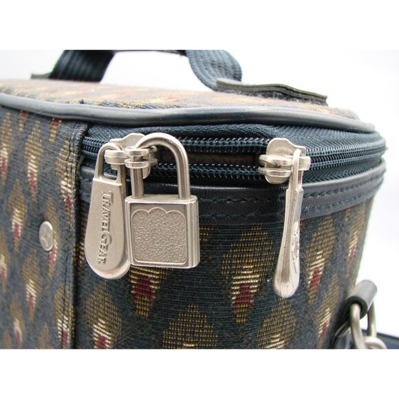 Travel Gear Small Carry On Bag Cosmetic Make-up Case Hardshell Zip Tapestry Read - Picture 6 of 16